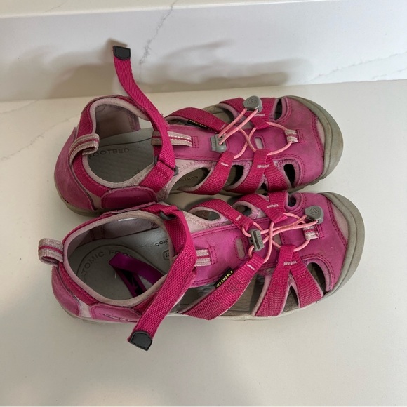 Keen Very Berry Pink Seacamp II CNX Hybrid Water Sport Sandal Waterproof Size 5 - Picture 4 of 12